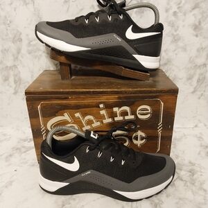 Pre-owned 2017 nike metcon repper